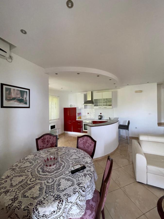 Apartments Rozela Ulcinj Esterno foto