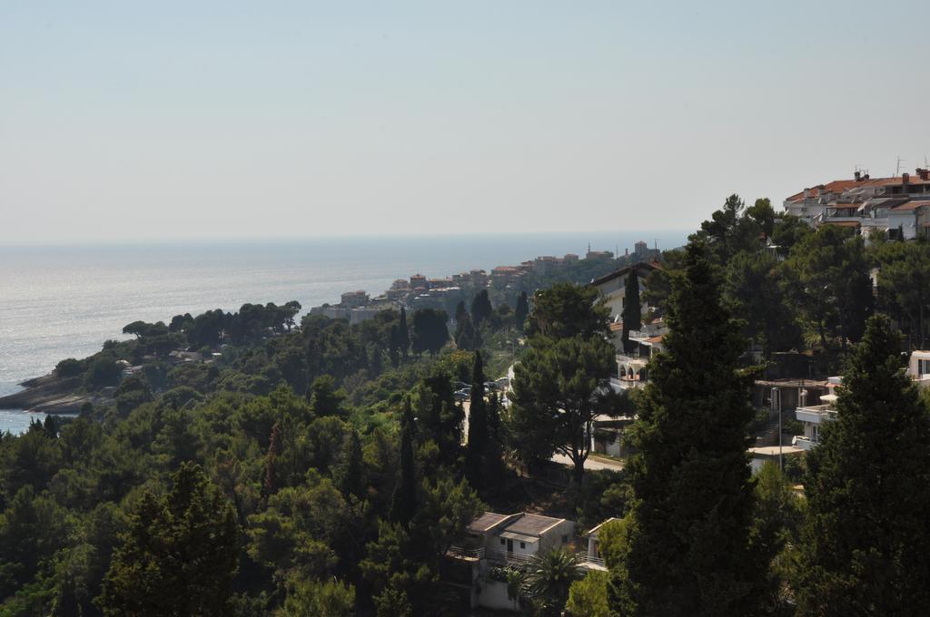 Apartments Rozela Ulcinj Esterno foto